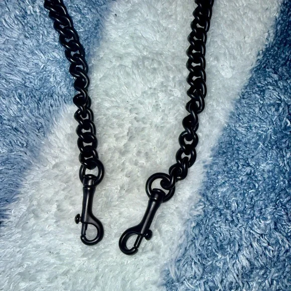 Coach Black Chain Strap - Picture 2 of 3